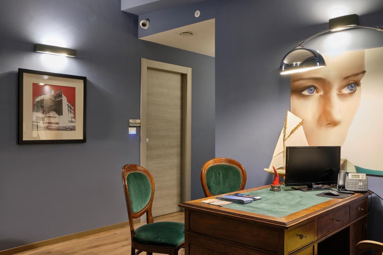 La Via Del Porto Charme Rooms Агрополі Екстер'єр фото